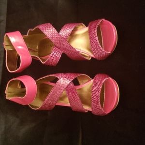 Fuchsia heel